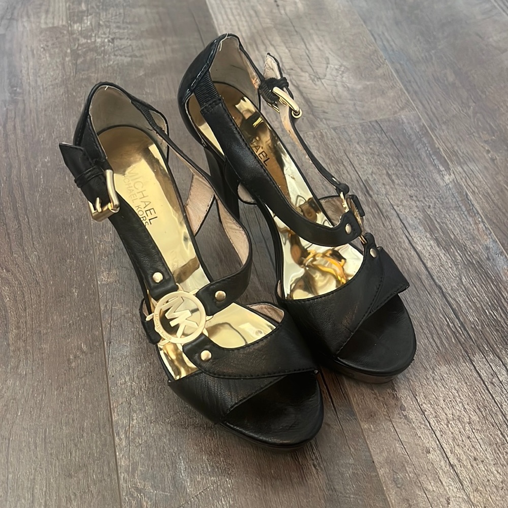 Michael Kors Chic Heels